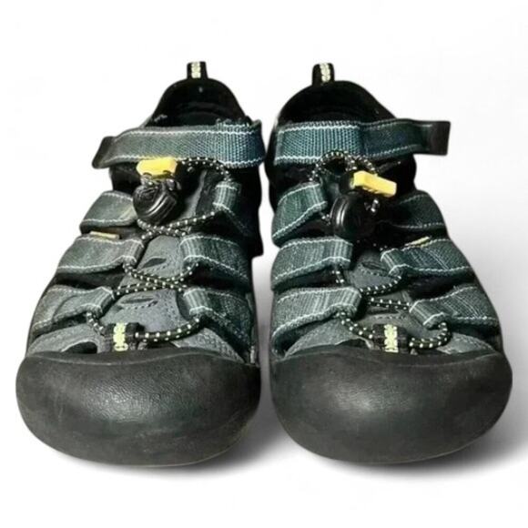 KEEN Newport H2 Youth Sandals – Size 1 US – Waterproof Closed Toe Outdoor Shoes - Picture 2 of 6